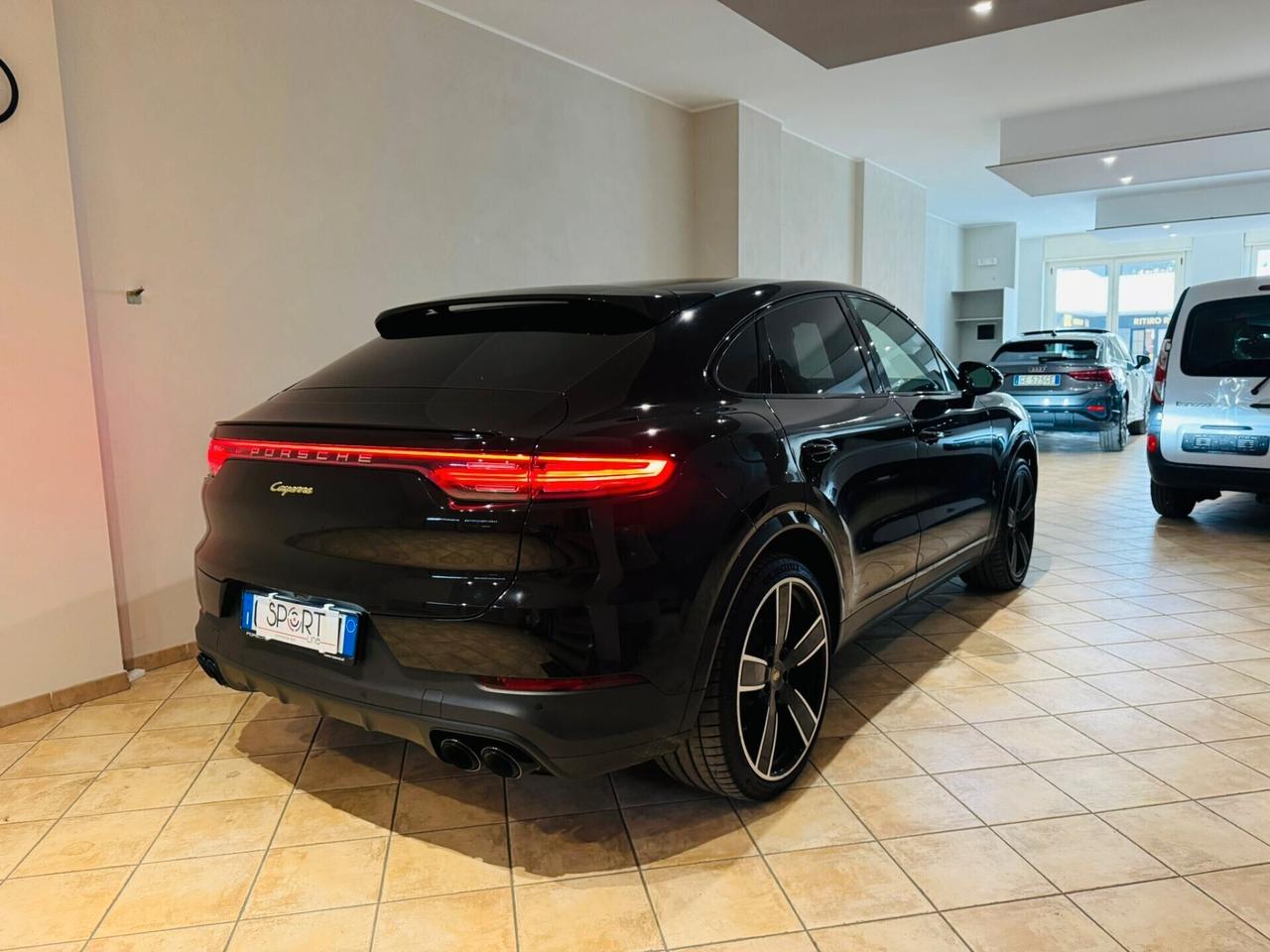 Porsche Cayenne Coupé 3.0 V6 E-Hybrid FULL