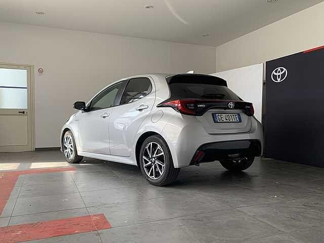 Toyota Yaris 1.5 Hybrid 5 porte Lounge