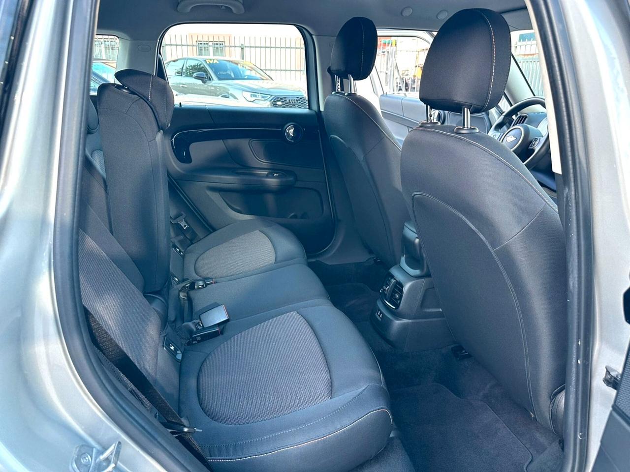 MINI COOPER COUNTRYMAN 1.5i 136CV AUTO - BOOK SERVICE