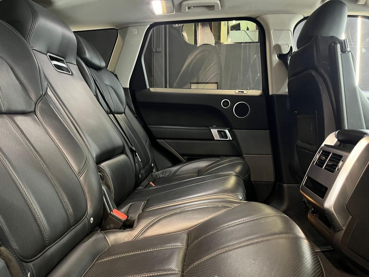 Land Rover Range Sport 3.0 TDV6 HSE Dynamic