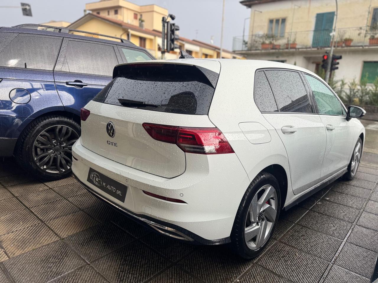 VOLKSWAGEN Golf GTE ibrido 245cv Finanziabile