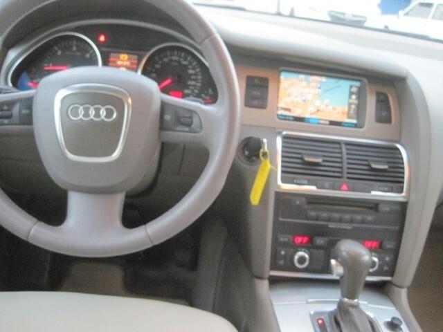 Audi Q7 3.0 V6 TDI 233CV quattro tiptronic