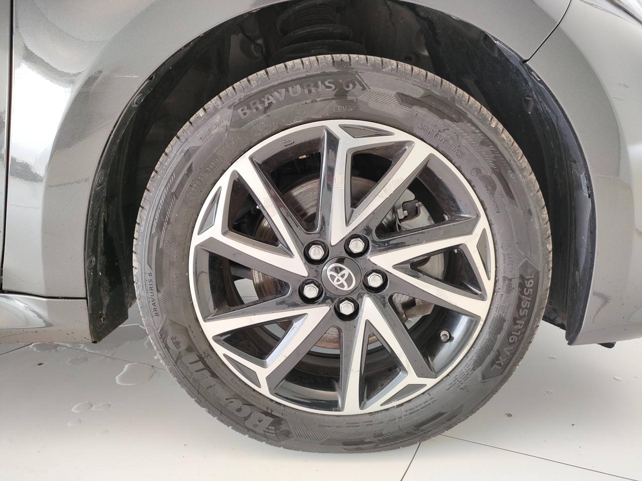 TOYOTA Yaris IV 2020 - Yaris 1.5h Lounge