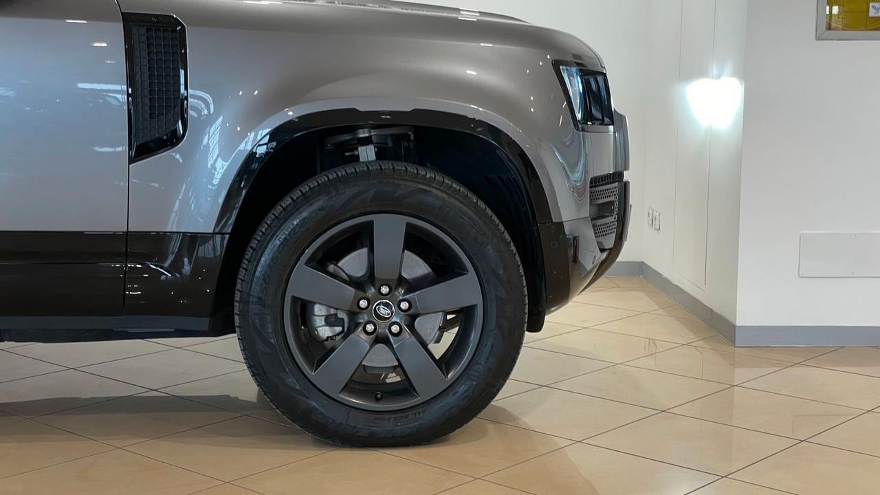 Land Rover Defender 110 3.0D I6 300 CV AWD Auto X-Dynamic SE