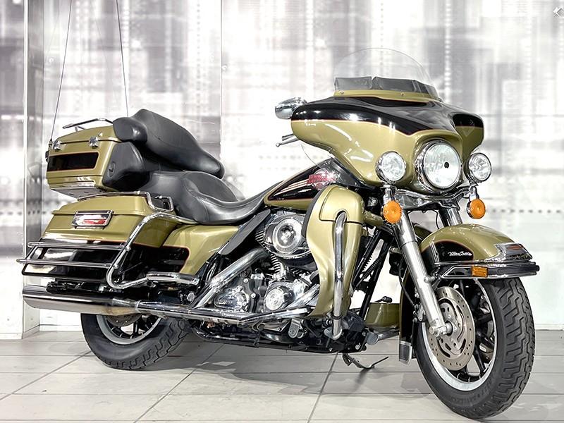 Harley Davidson FLHTCU Electra Glide Ultra Classic 1584