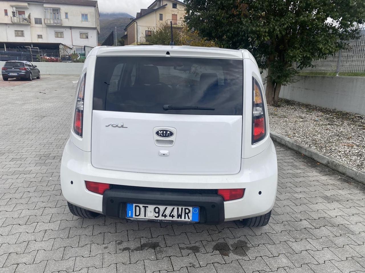 Kia Soul 1.6 CVVT Active Bi-Fuel