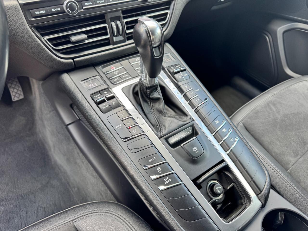 Porsche Macan 2.0 245cv all turbo no sovrattassa