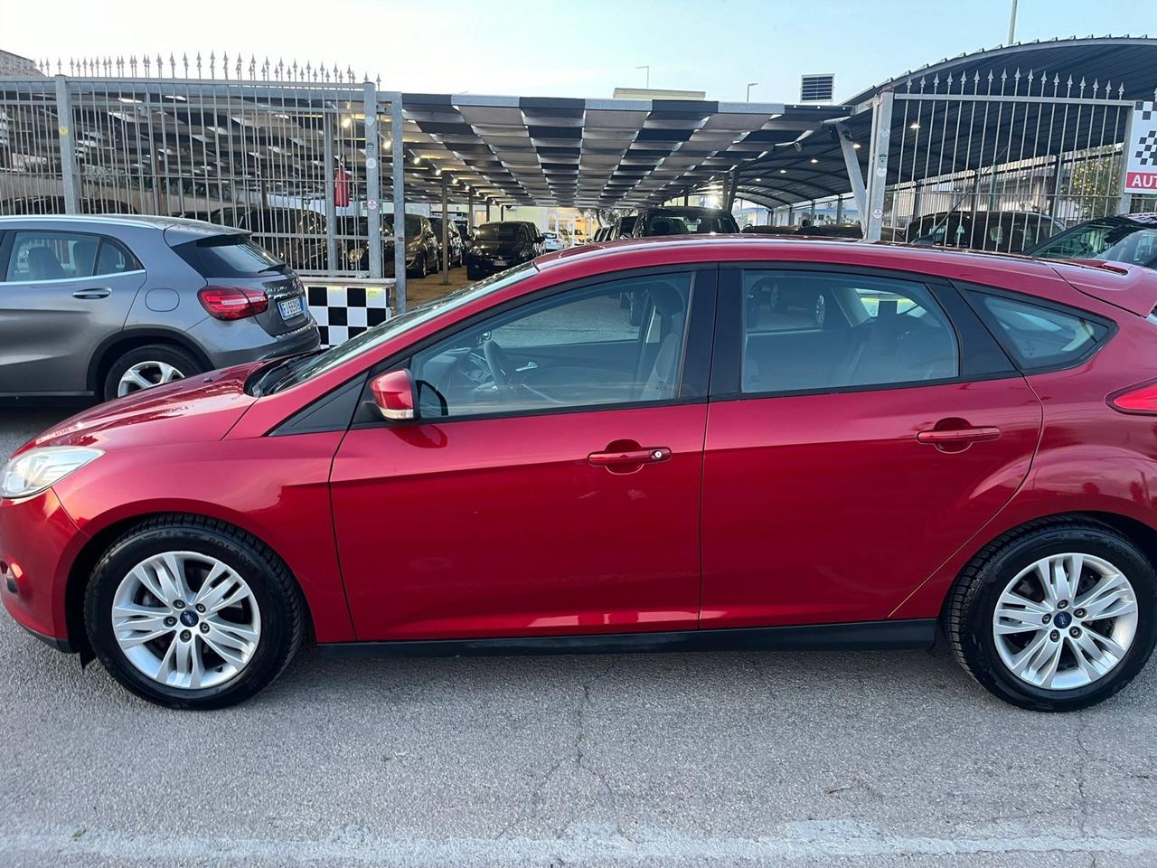 Ford Focus 1.6 TDCi 115 CV Titanium Unipro 2012