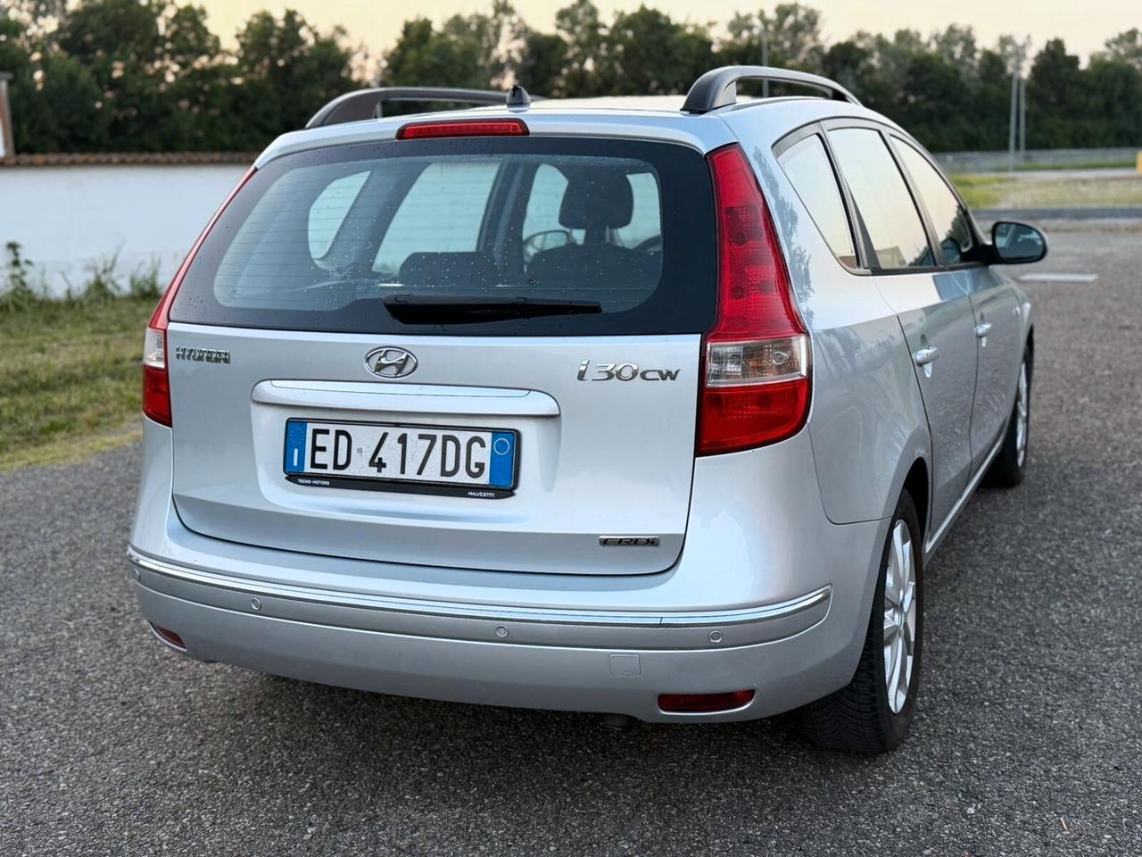Hyundai i30 SW 1.6 CRDi 90cv Neopatentati