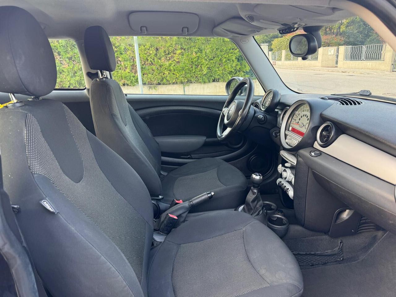 Mini Cooper D 1.6 Diesel – 109 CV (80 kW).