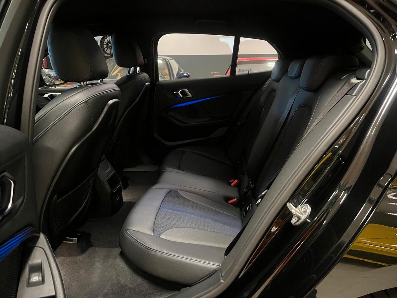 Bmw 118 118i 5p. Msport