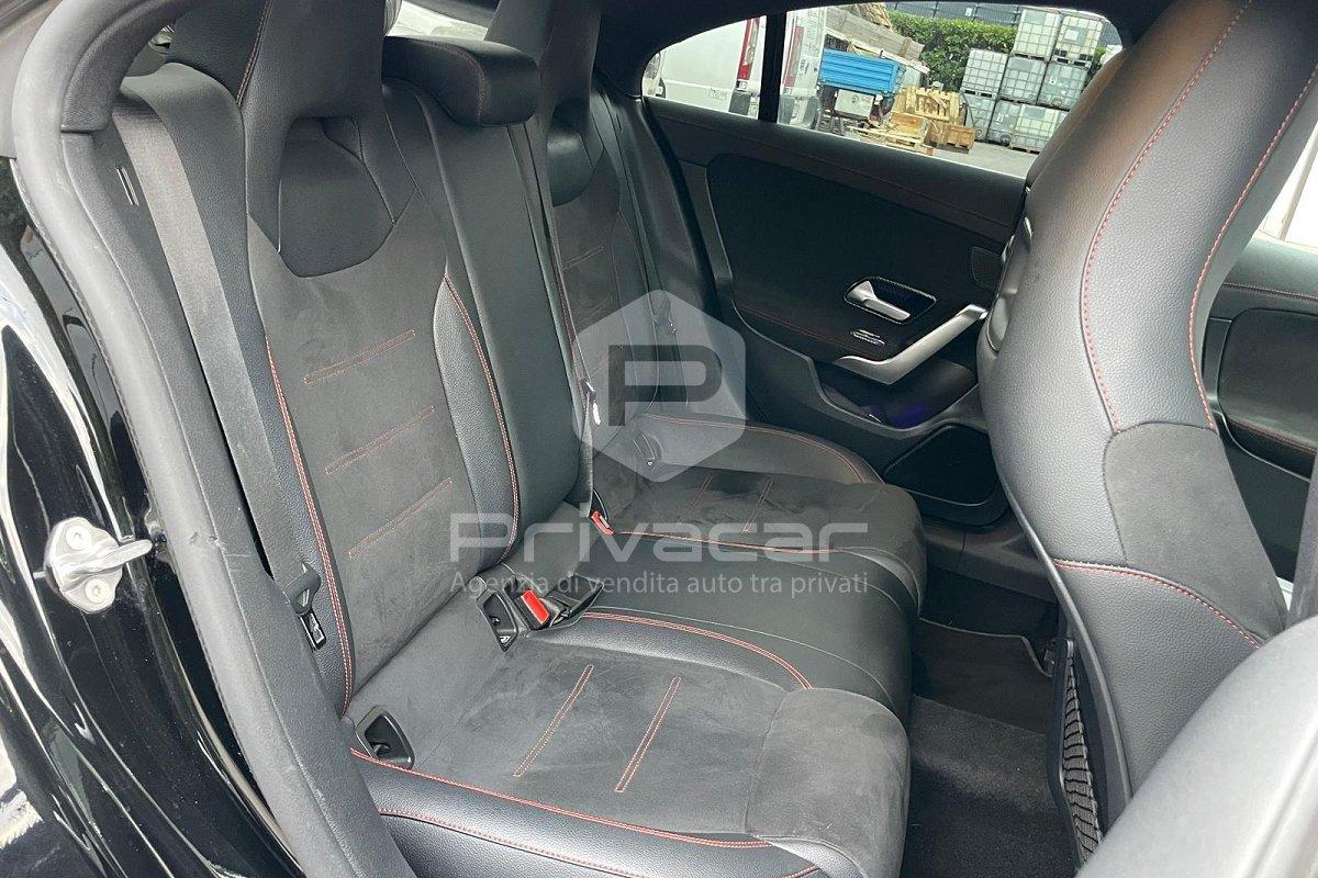 MERCEDES CLA 200 d Automatic Premium