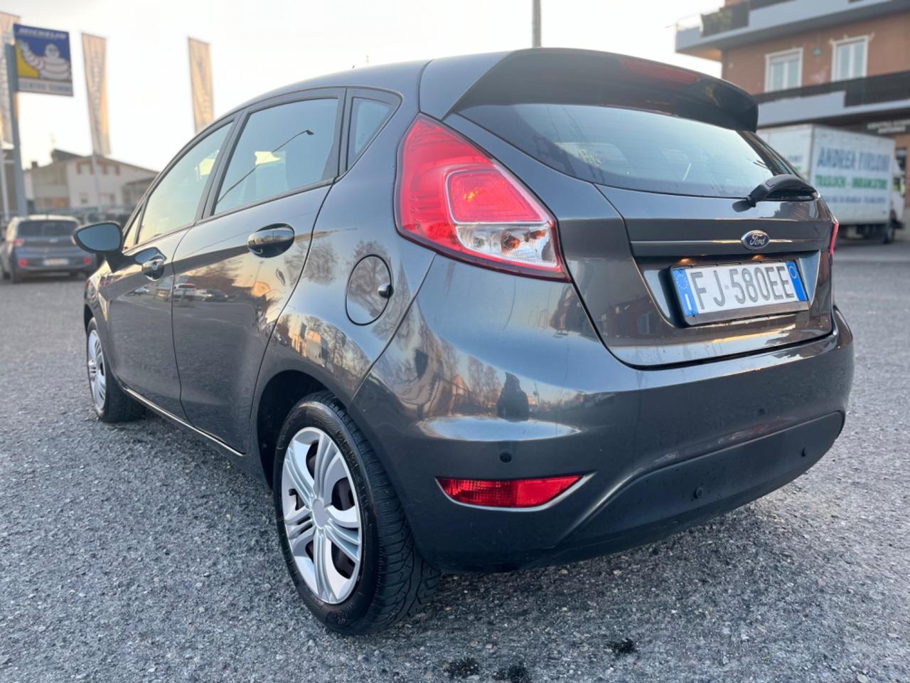 Ford Fiesta 1.5 TDCi 75CV 5 porte Titanium