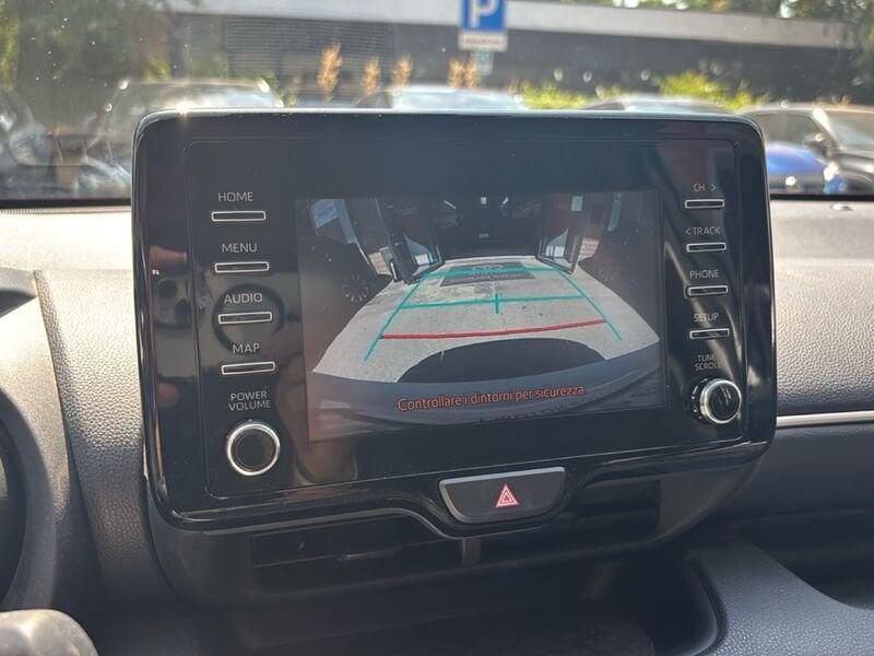 Toyota Yaris Hybrid Trend MY22