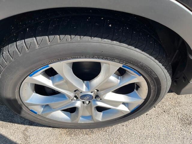 FORD KUGA TITANIUM CAMBIO AUTOMATICO