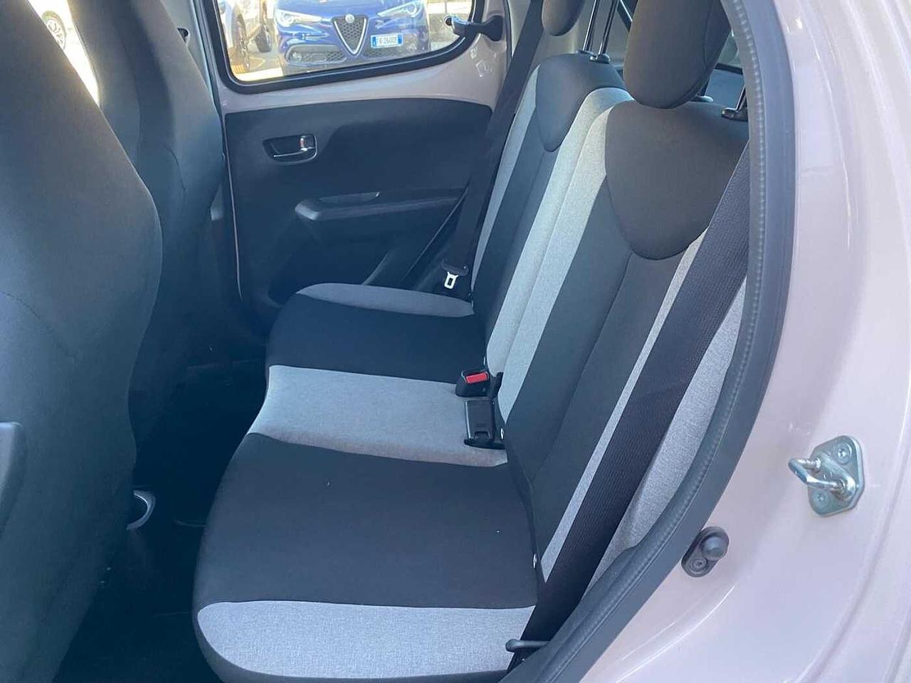 Citroen C1 VTi 72 ETG 5 porte Elle