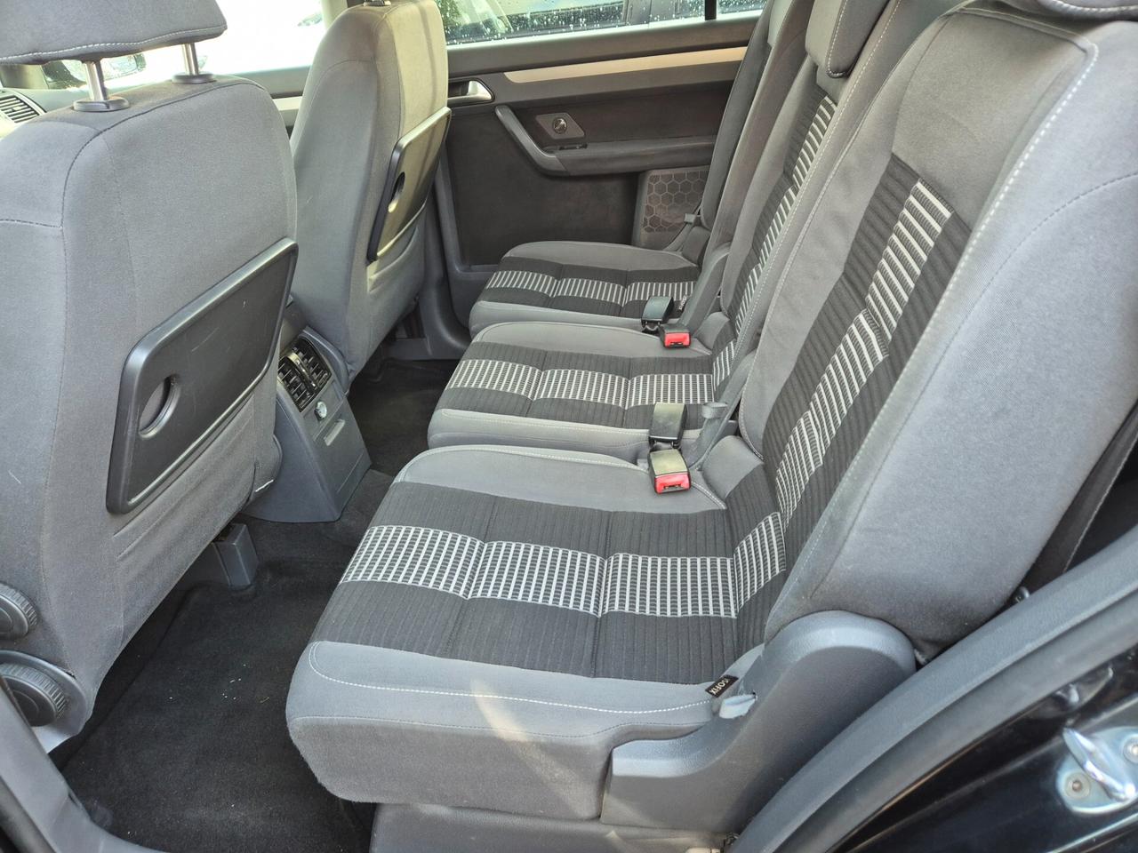 Volkswagen Touran 2.0 TDI DPF Highline 7 posti