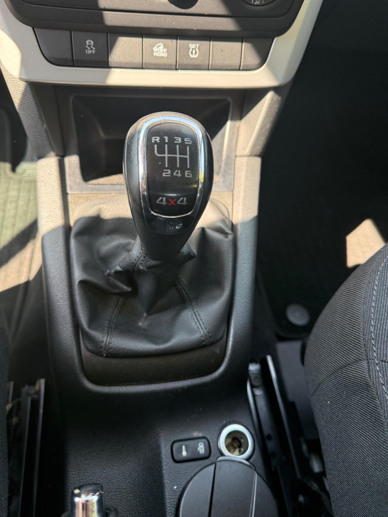 Skoda Yeti 2.0 tdi Ambition (adventure) 4x4 140cv