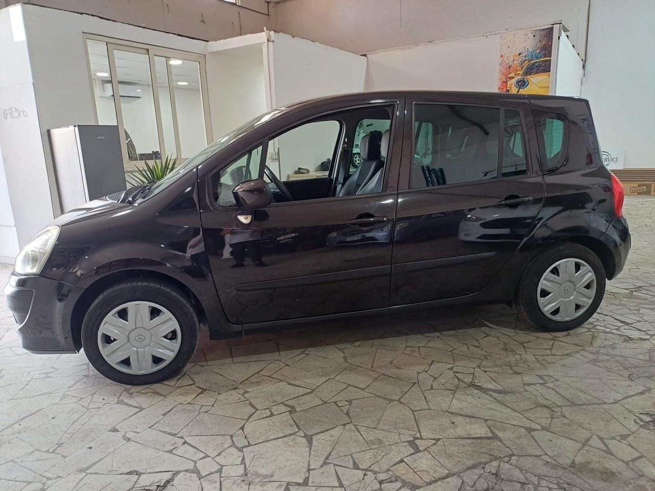 Renault Modus Grand 1.2 benzina BELLA - 2011