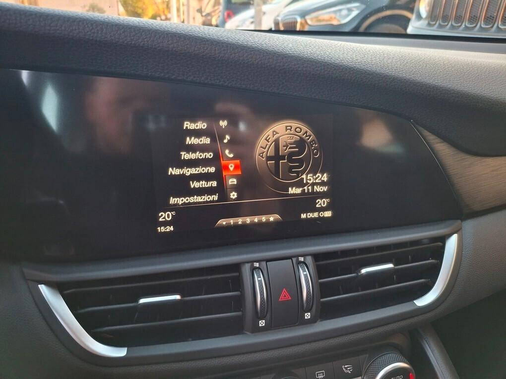 Alfa Romeo Giulia 2.2 Turbodiesel 150cv AT8 Super