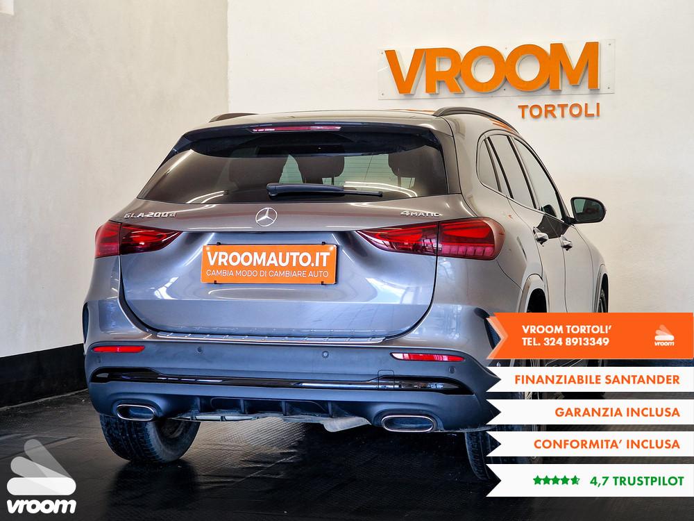 MERCEDES GLA (H247) GLA 200 d Automati...