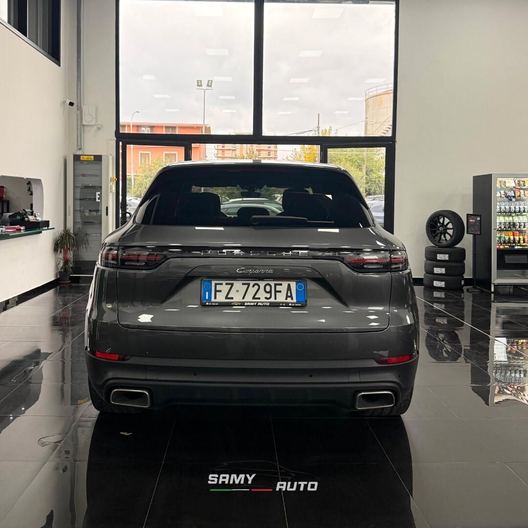 Porsche Cayenne 3.0 V6 tiptronic