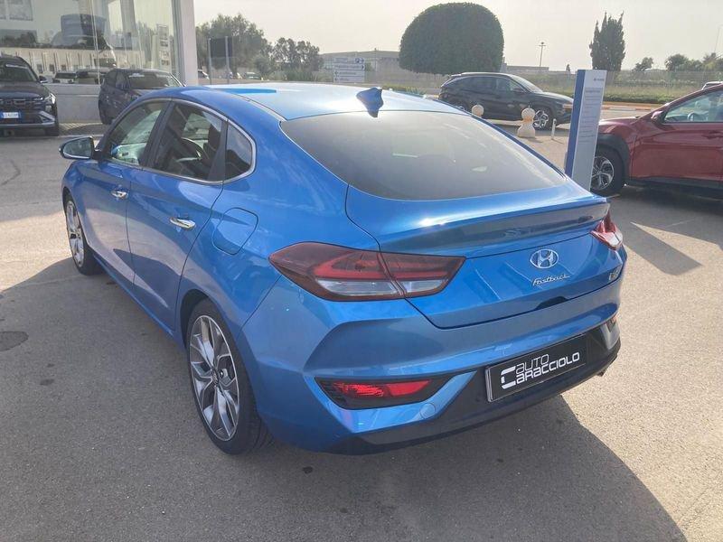 Hyundai i30 Fastback 1.4 T-GDI DCT