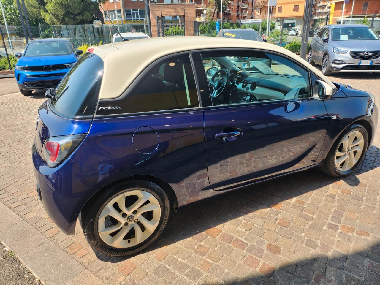 Opel Adam 1.2 70 CV Jam