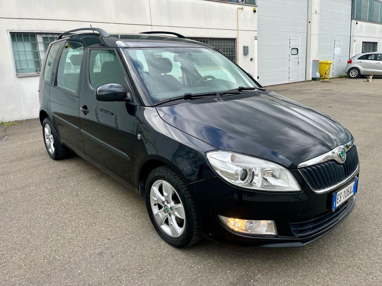 Skoda Roomster 1.2benz 2013 155.000km perfetta per neopatentati