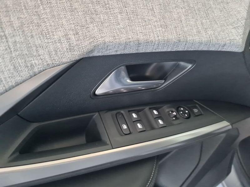 Peugeot 3008 Hybrid 145 Allure e-DCS 6