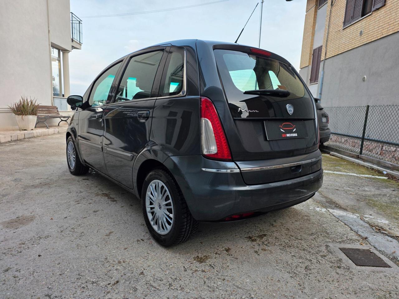 Lancia MUSA 1.4 16V EURO 5 S&S Platino