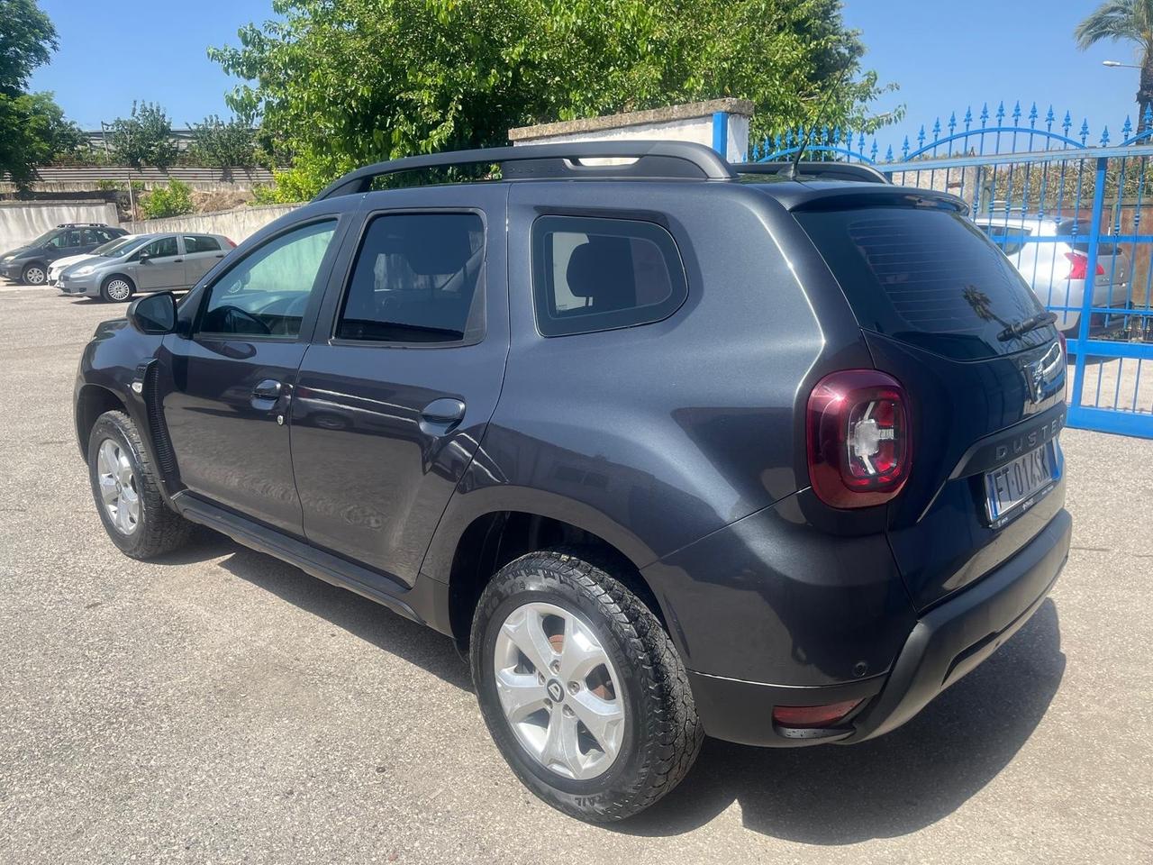 Dacia duster 4x4-1.5 dci- full-12/2017