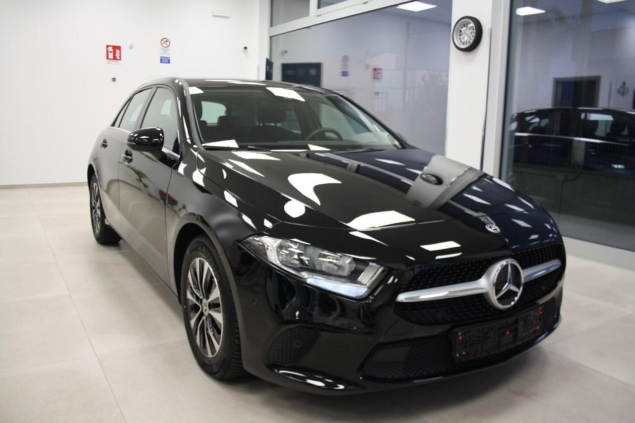 MERCEDES A 180 STYLE *2022