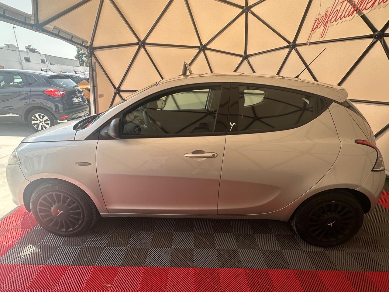 Lancia Ypsilon 1.2 69 CV 5 porte GPL Ecochic Gold