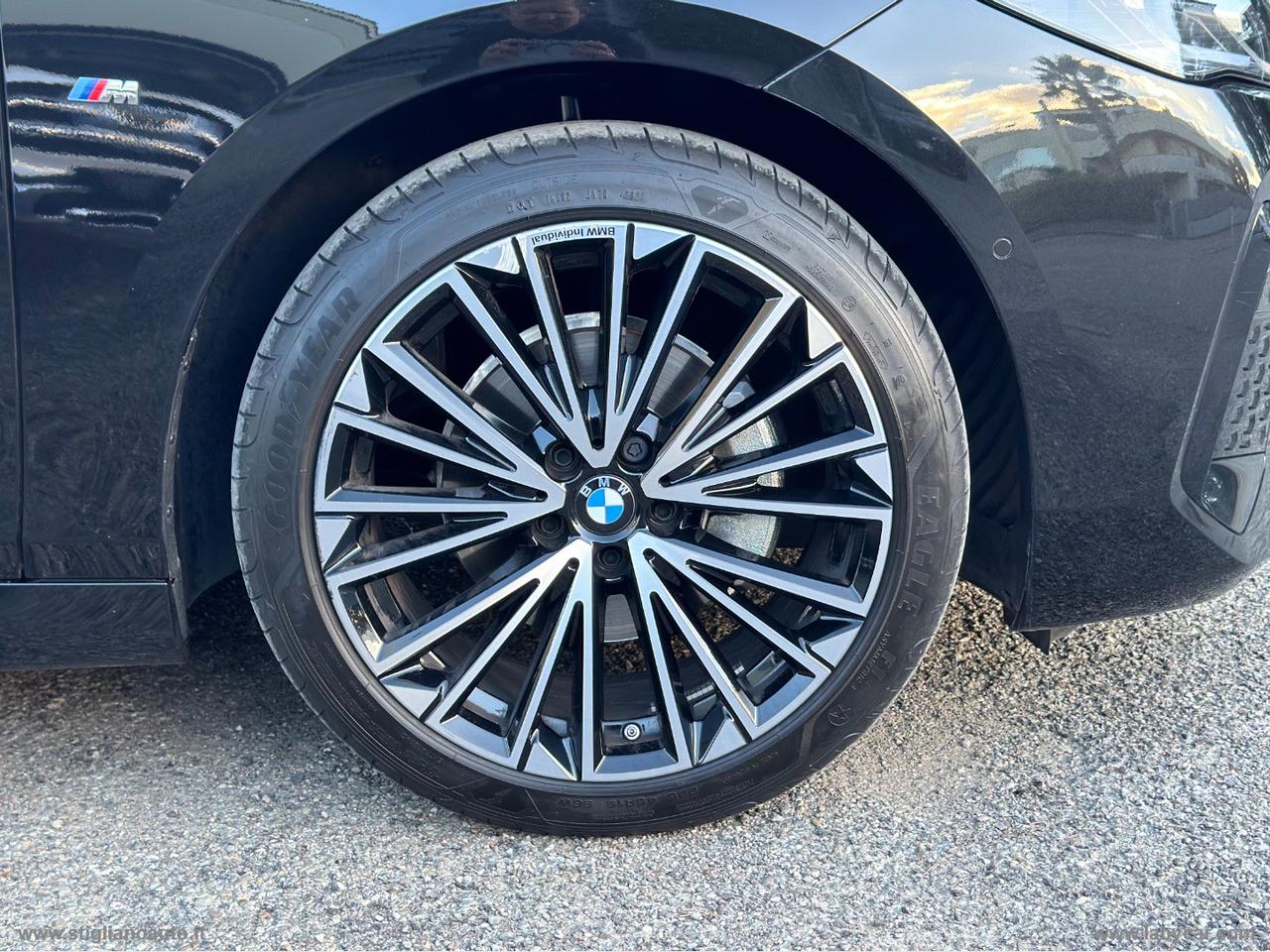 BMW 218d Active Tourer Msport HEAD- UP DISPLAY