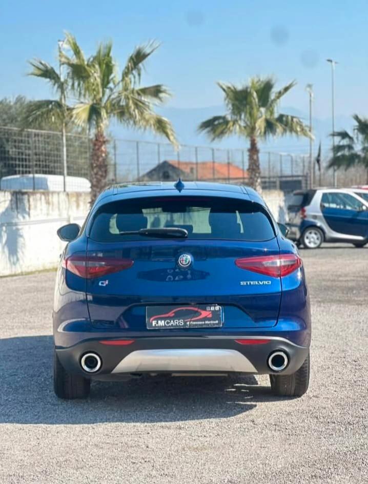 Alfa Romeo Stelvio 2.2 Turbodiesel 180 CV AT8 Q4 Business