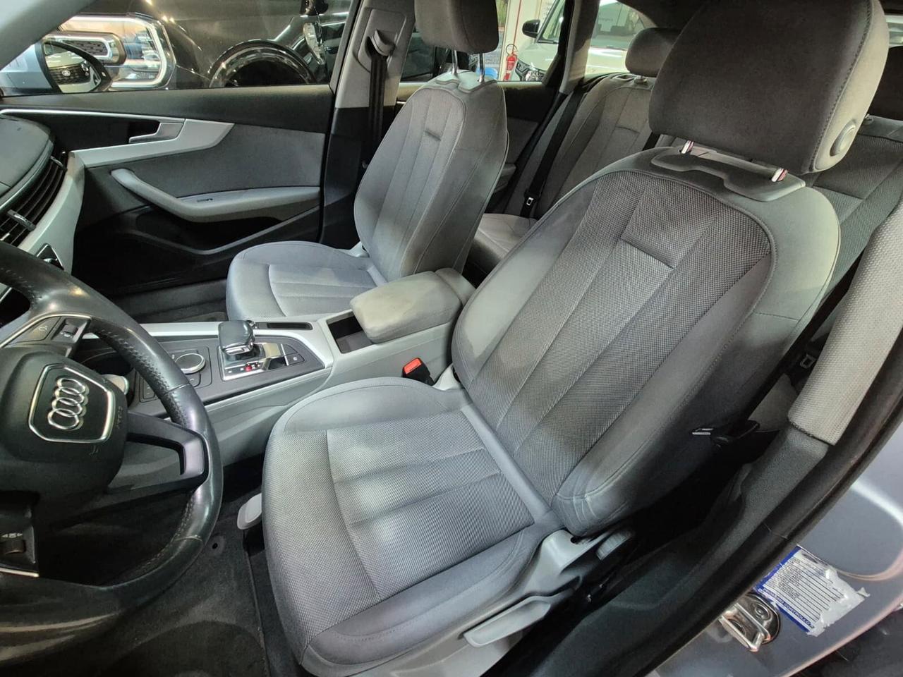 Audi A4 Avant 2.0 TDI 150 CV Business