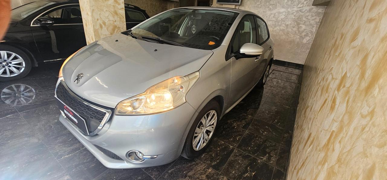 Peugeot 208 1.2 VTi 82 CV 5 porte Access