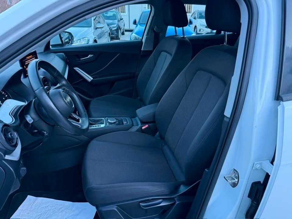 Audi Q2 1.6 TDI 116CV -Cambio AUTOMATICO-