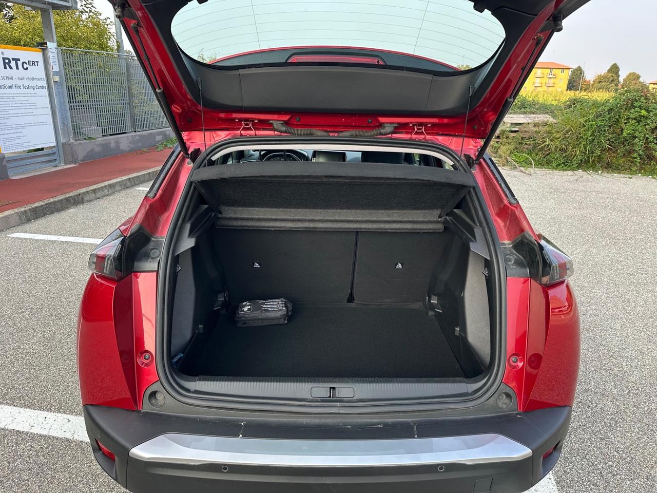 Peugeot 2008 PureTech 100 S&S Allure
