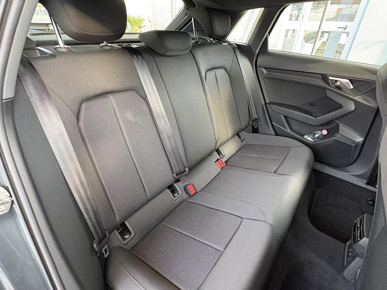 Audi A3 Business Advanced 2.0 30 TDI #9219