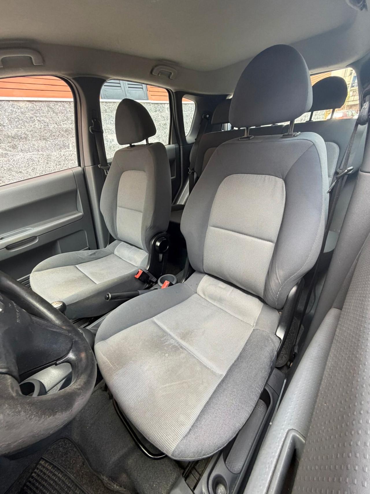 Mitsubishi Colt 1.1 12V 5p. Invite
