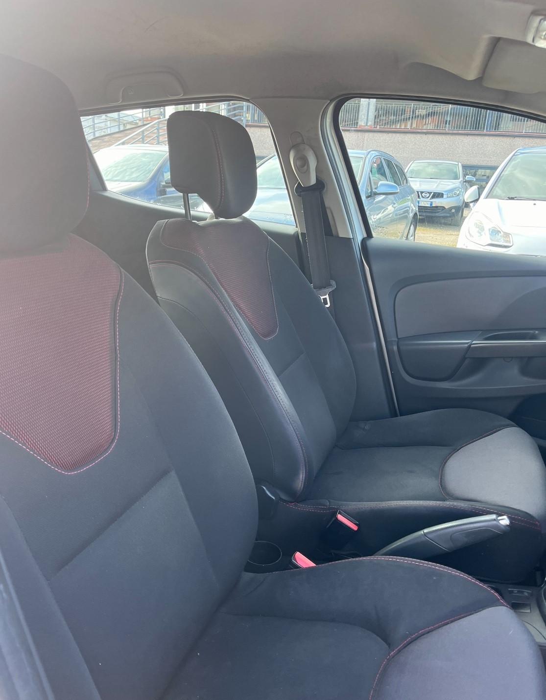 Renault ClioSW 1.5 dCi 2015 PERFETTA NEOPATENTATI