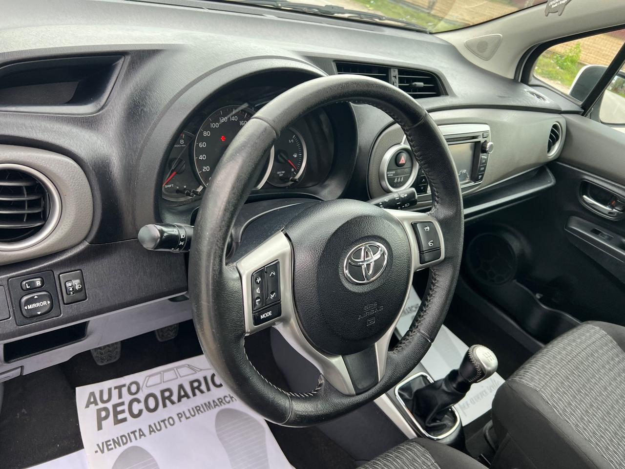 Toyota Yaris 1.0 5 porte Lounge