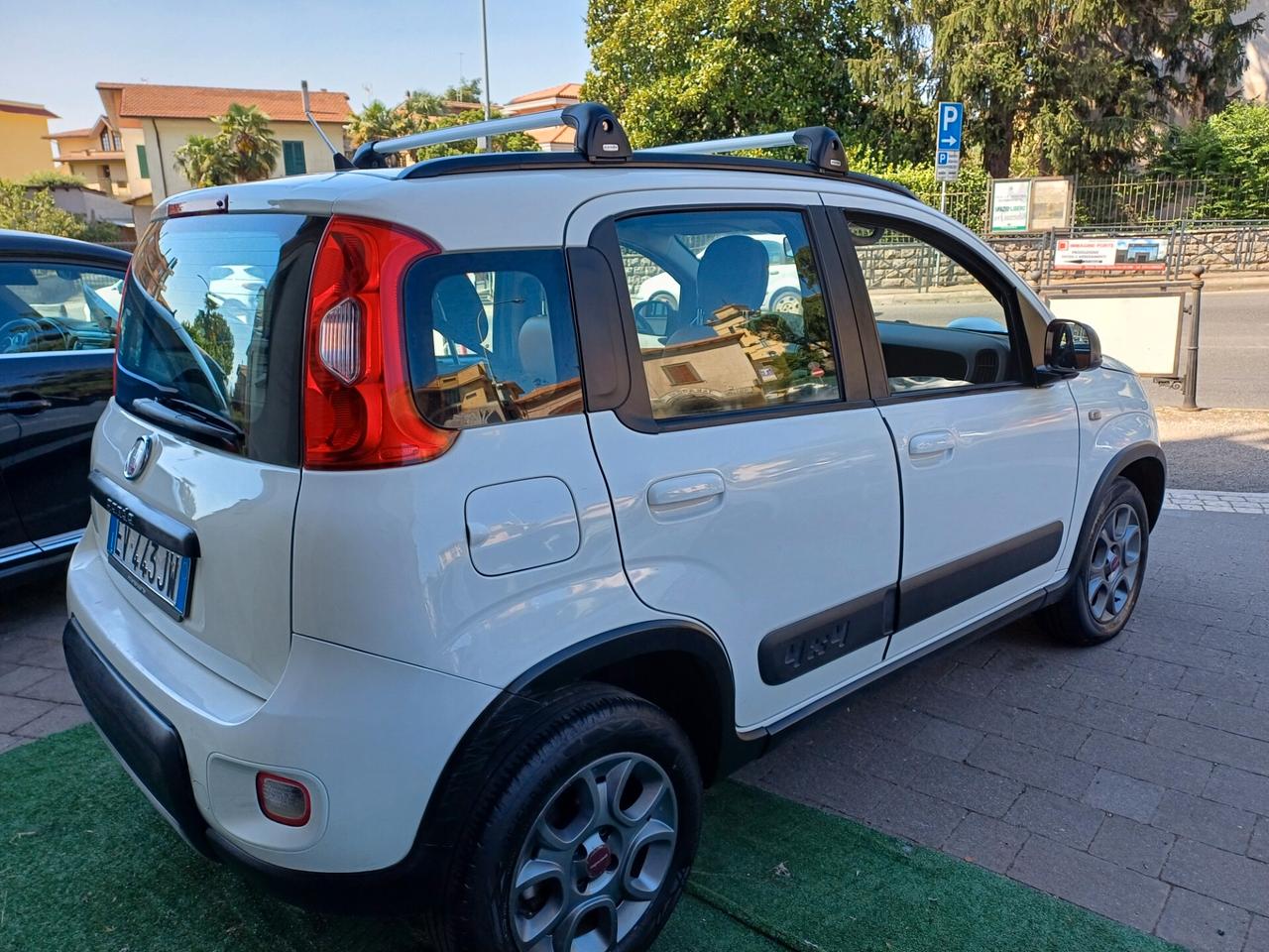 Fiat Panda 1.3 MJT 75 CV S&S Trekking