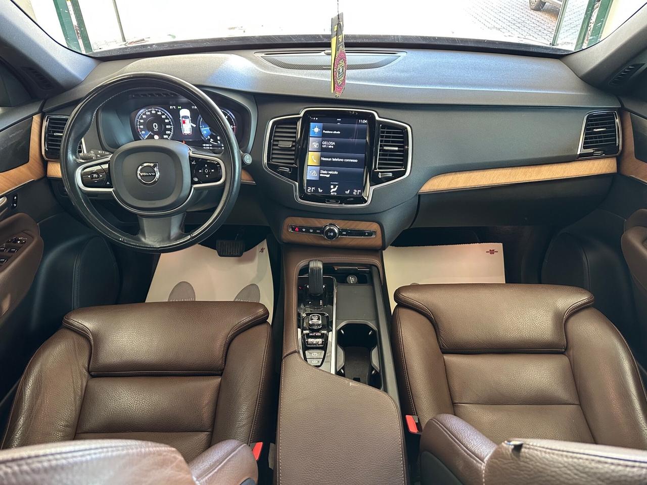 Volvo XC 90 XC90 B5 (d) AWD Geartronic 7 posti Mom