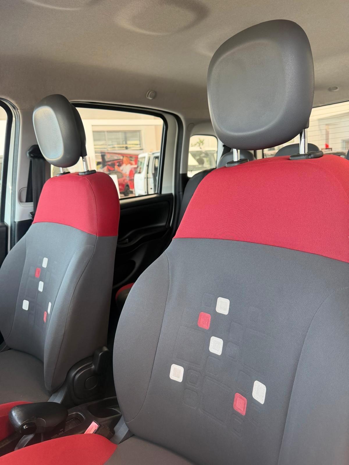 Fiat Panda 1.2 Lounge 69 cv