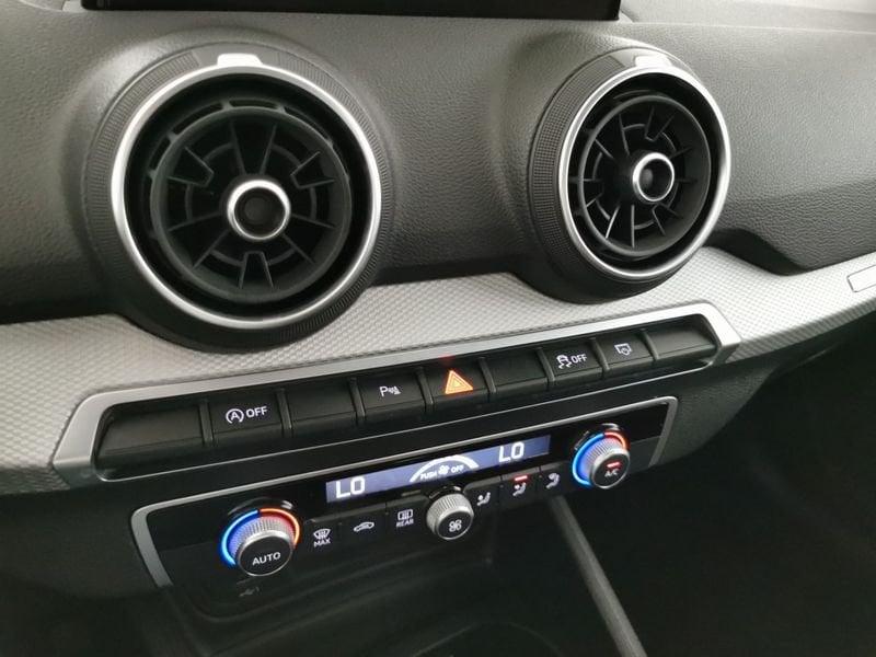 Audi Q2 30 2.0 tdi Business s-tronic