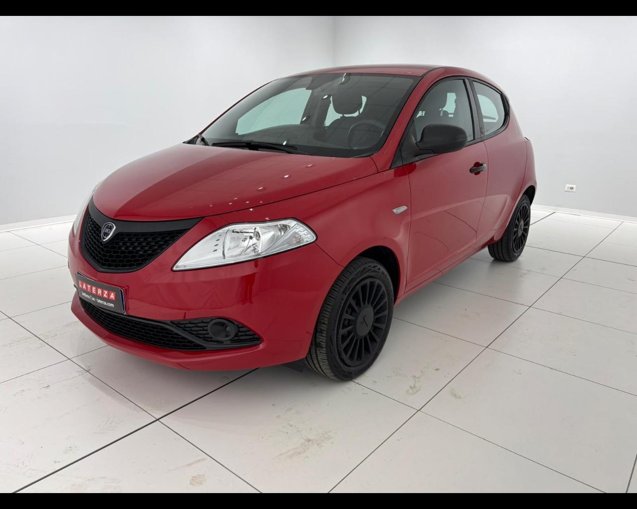 LANCIA Ypsilon 1.0 firefly hybrid Silver s&s 70cv