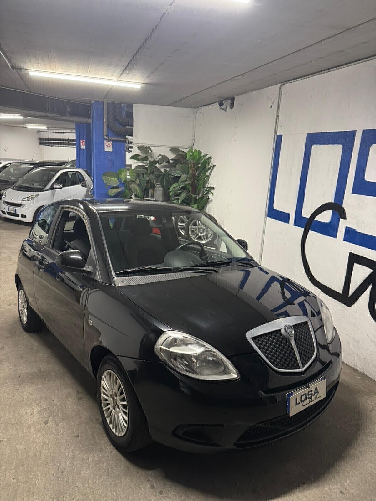 Lancia Ypsilon 1.2 2009 euro 4